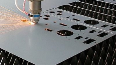 解析激光切割行業(yè)情況，執(zhí)信環(huán)保激光切割煙霧過濾器！