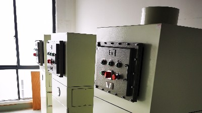工業(yè)防爆除塵器