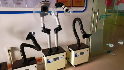 執(zhí)信環(huán)保車間用除塵設(shè)備,車間除塵設(shè)備10年品牌制造。